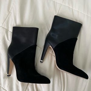 DK Black Booties